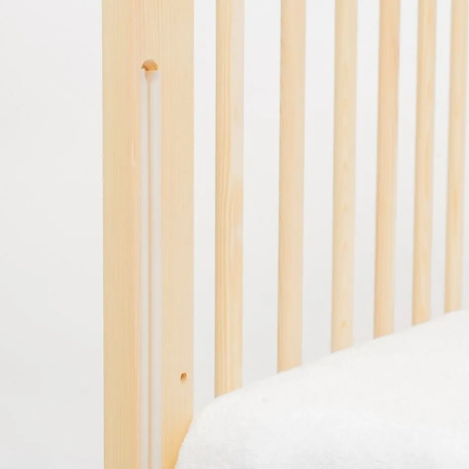 New Baby Detská postieľka Lilly so sťahovacou bočnicou a zásuvkou, prírodná