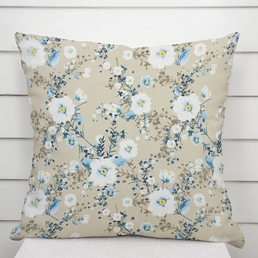 Biante Bavlnená obliečka na vankúš Sandra SA-552 Modré popínavé kvety na béžovom 45 x 45 cm