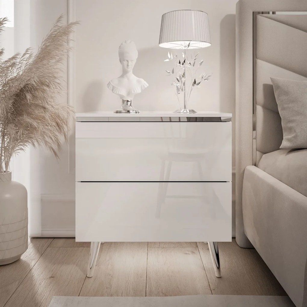 NOČNÝ STOLÍK NESSIE 2 BIELY LESK + STRIEBORNÝ NOŽIČKY 13 cm LED