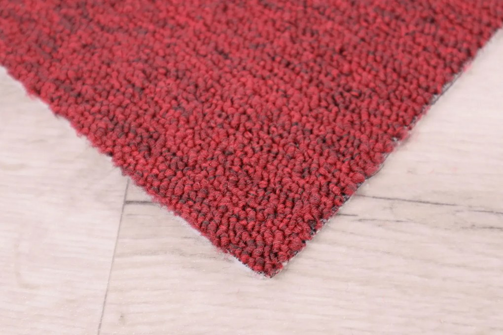 Vopi, Metrážny koberec Astra červená - neúčtujeme odrezky z role, na mieru, šíře 1,33m,1m,2m,3m,4m,na mieru, neúčtujeme odrezky, červená, ab (mriežka), chodba / predsieň