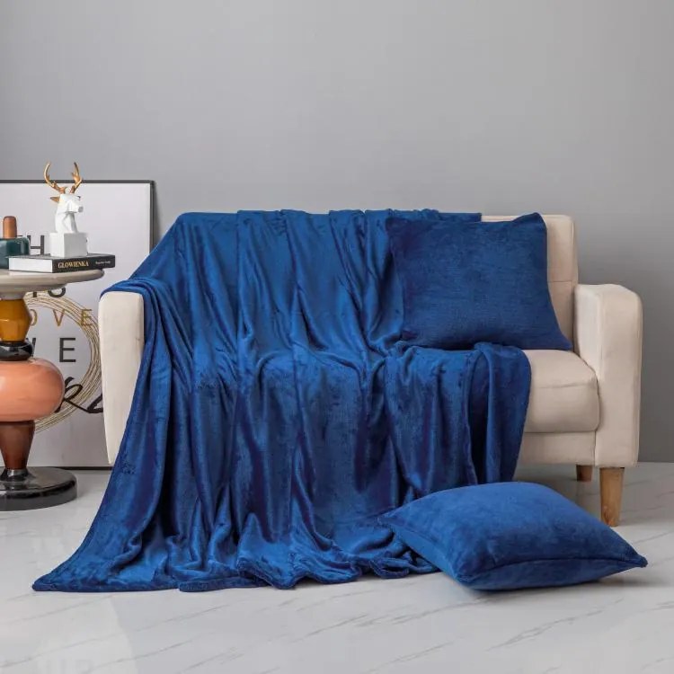 Deka SOLO tmavomodrá Rozmer: 75x150 cm