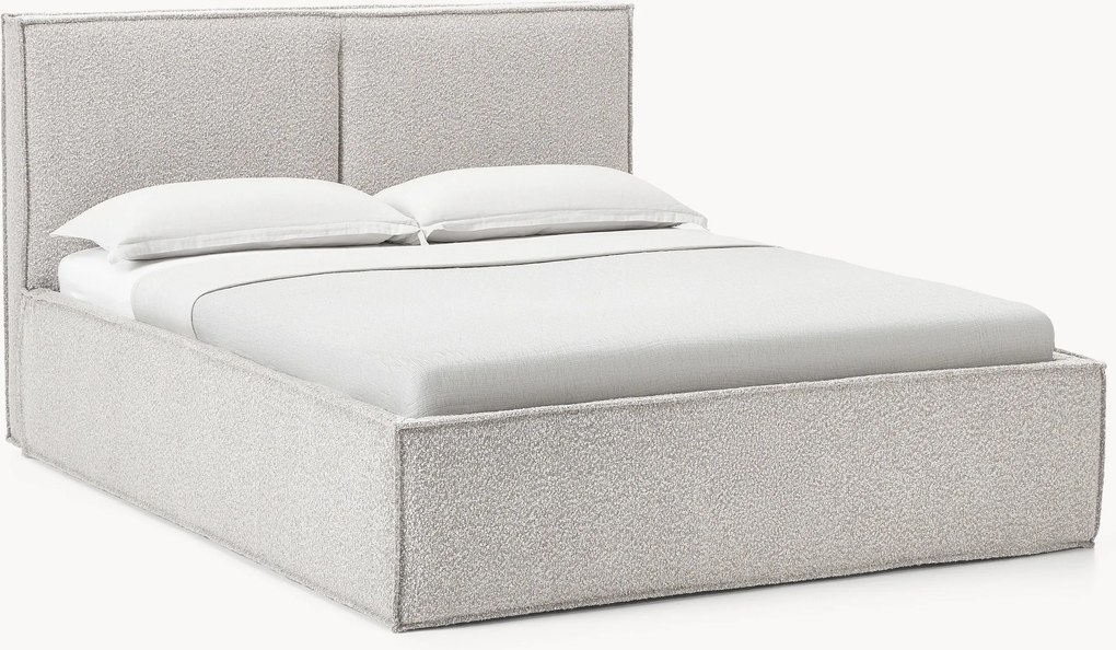 Buklé čalúnená posteľ Dream