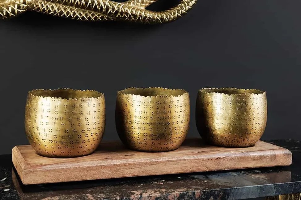 Sada 3 zlatých dekoratívnych misiek Abadir s dreveným podnosom