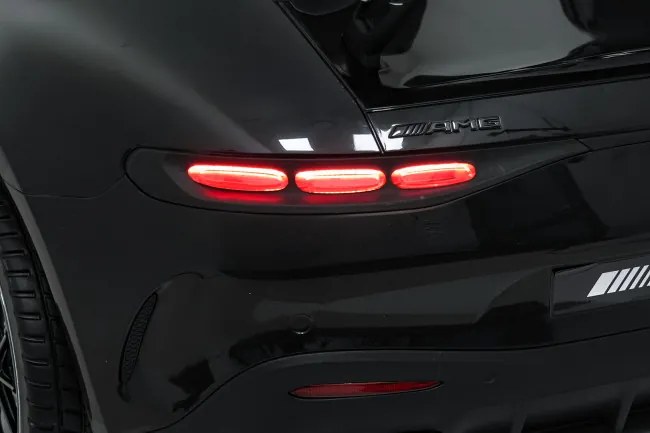 Elektrické autíčko Mercedes Benz GT63 AMG čierne