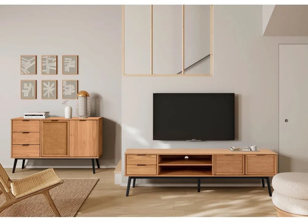 TV stolík z borovicového dreva 180x52 cm Natasha – Marckeric