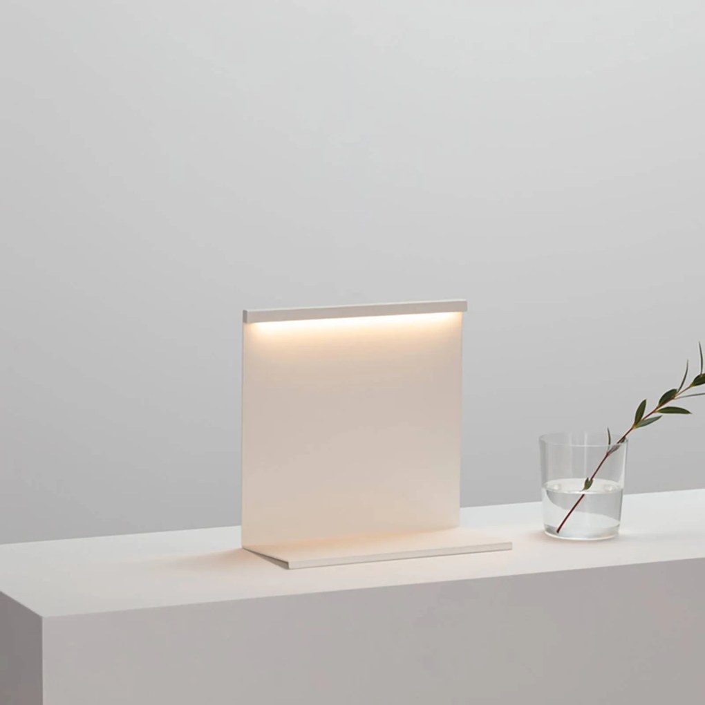 HAY LBM stolová LED lampa stmievač, krémová biela