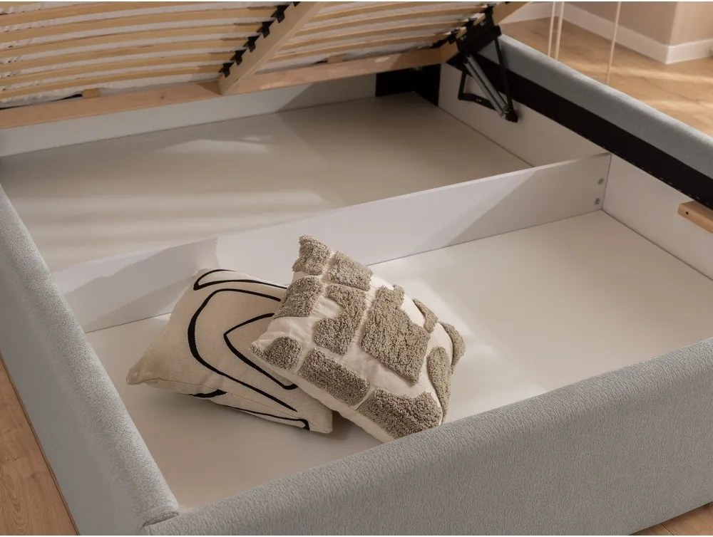 Svetlosivá čalúnená dvojlôžková posteľ s úložným priestorom s roštom 180x200 cm Cille – Ropez