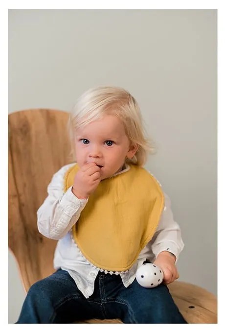 Žltý mušelínový podbradník Kindsgut London