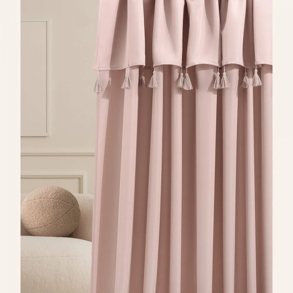 Svetloružový záves Astoria so strapcami na strieborné priechodky 140 x 250 cm