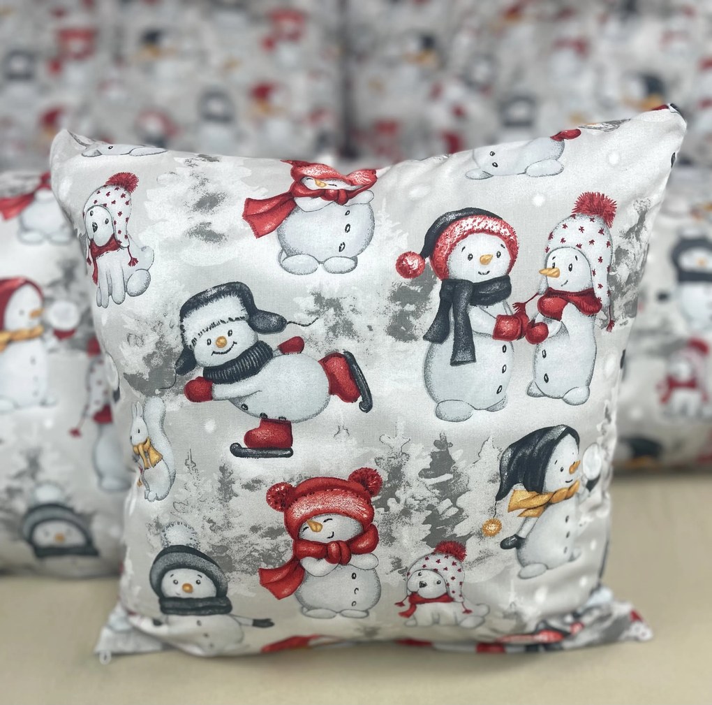 Vianočná obliečka na vankúš Snehuliak Veľkosť: 40x40 cm