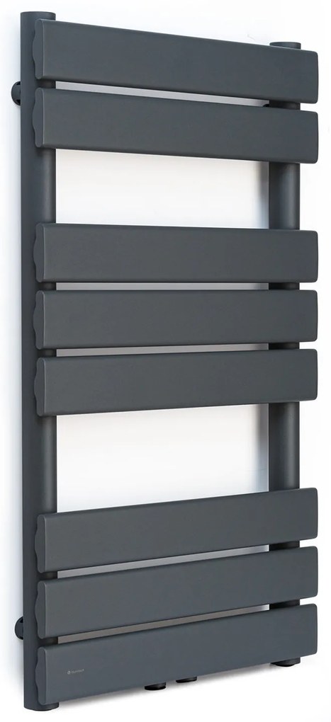 Blumfeldt Fairmont, radiátor, 80 x 45, 375 W, teplá voda, 3 držiaky uterákov, 1/2