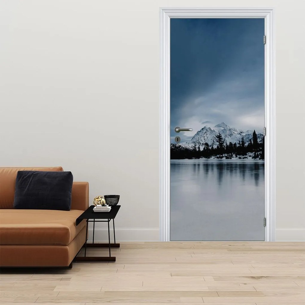 Fototapeta na dvere - Na zamrznutom jazere (95x205cm)