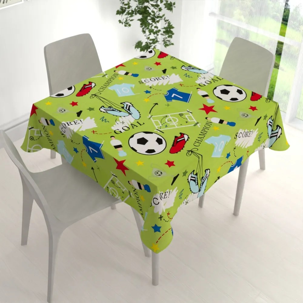 Biante Detský bavlnený štvorcový obrus Sandra SA-645 Futbal to je hra - na zelenom 80x80 cm