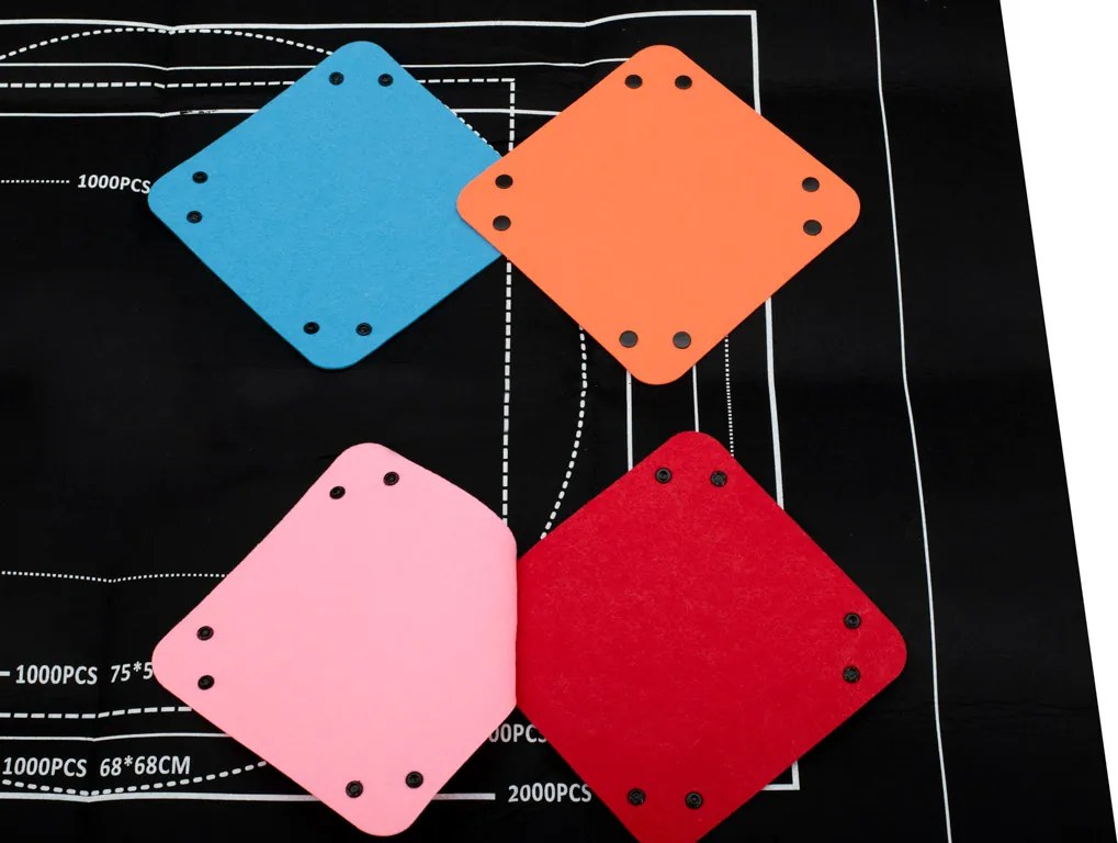 KIK Filcová podložka na puzzle 1500–3000 dielikov 140×100 cm s rúrkou, pumpou a kufríkom