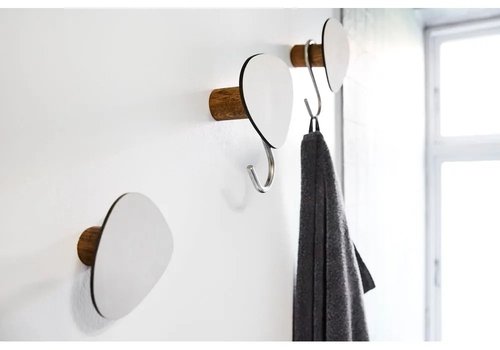 Svetlosivý nástenný oceľový háčik Dot S Nupo – LIND DNA