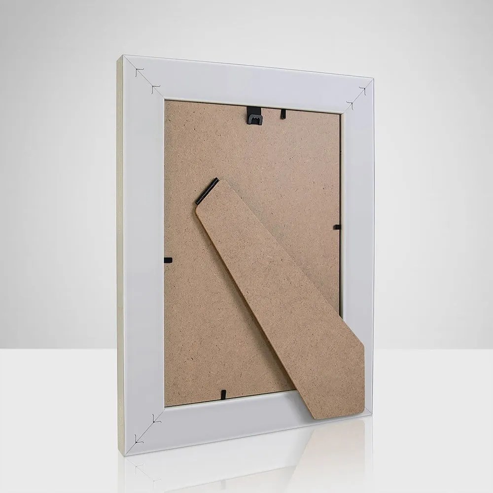Plastový rámček v striebornej farbe 21x26 cm
