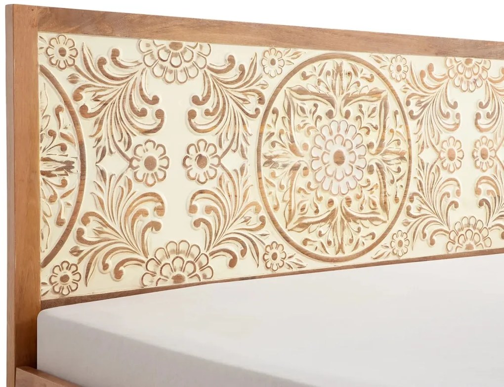 furniture-nabytek.cz - Masivní postel Delhi z mangového dřeva, lakovaná, hnědá – 180x200 cm