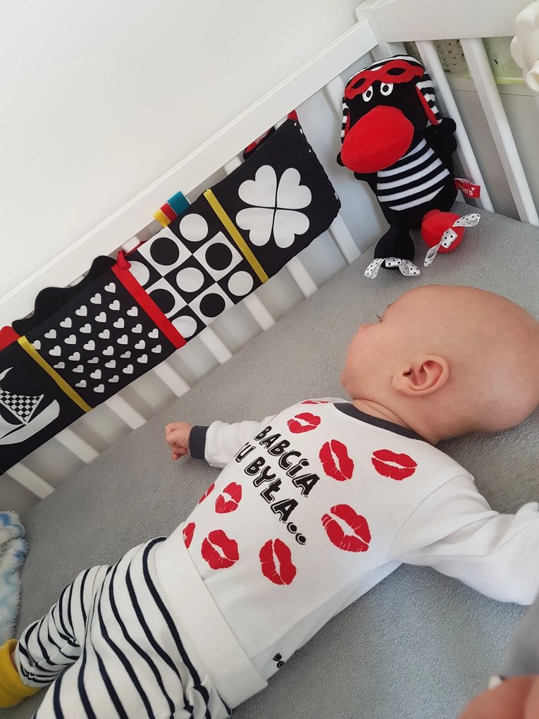 Mom’s Care – závesný textilný mantinel na postieľku – kontrastné farby