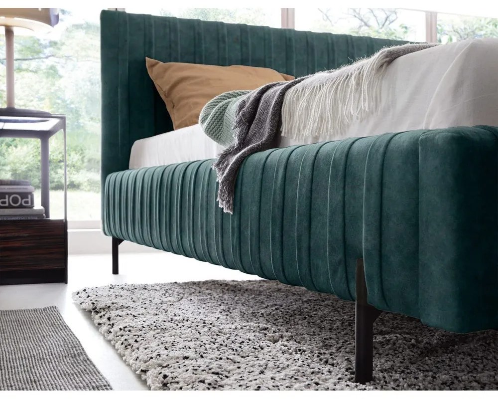 Čalúnená dvojlôžková posteľ s úložným priestorom s roštom 160x200 cm v petrolejovej farbe Plissa – ELTAP