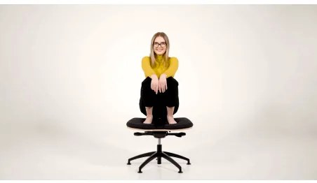 NESEDA Standard pracovná stolička Čierna