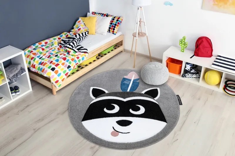 Koberec PETIT RACCOON MUKKI kruh sivý - 140 cm kruh