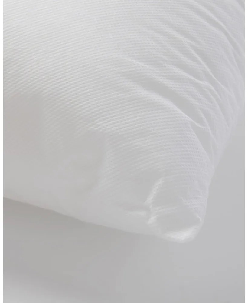 Vankúš 50x80 cm Fluff – Kave Home