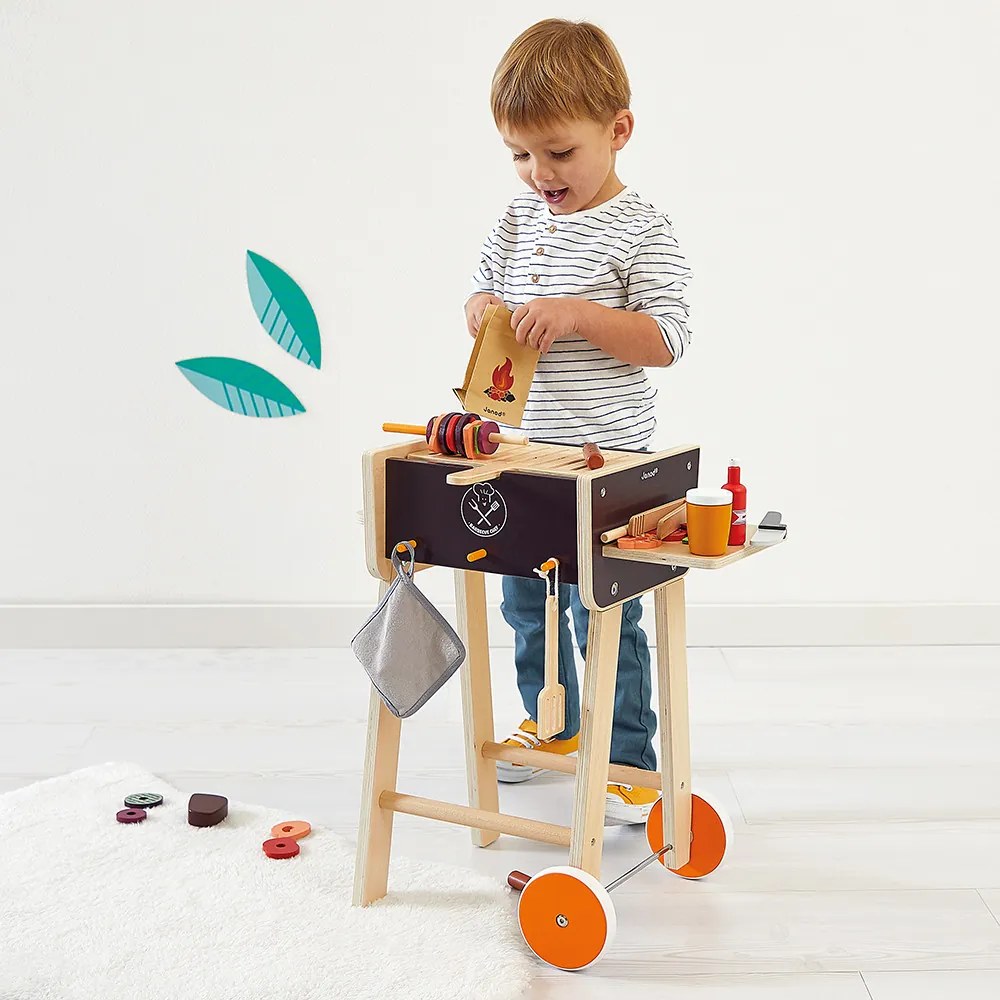 Drevený gril s doplnkami