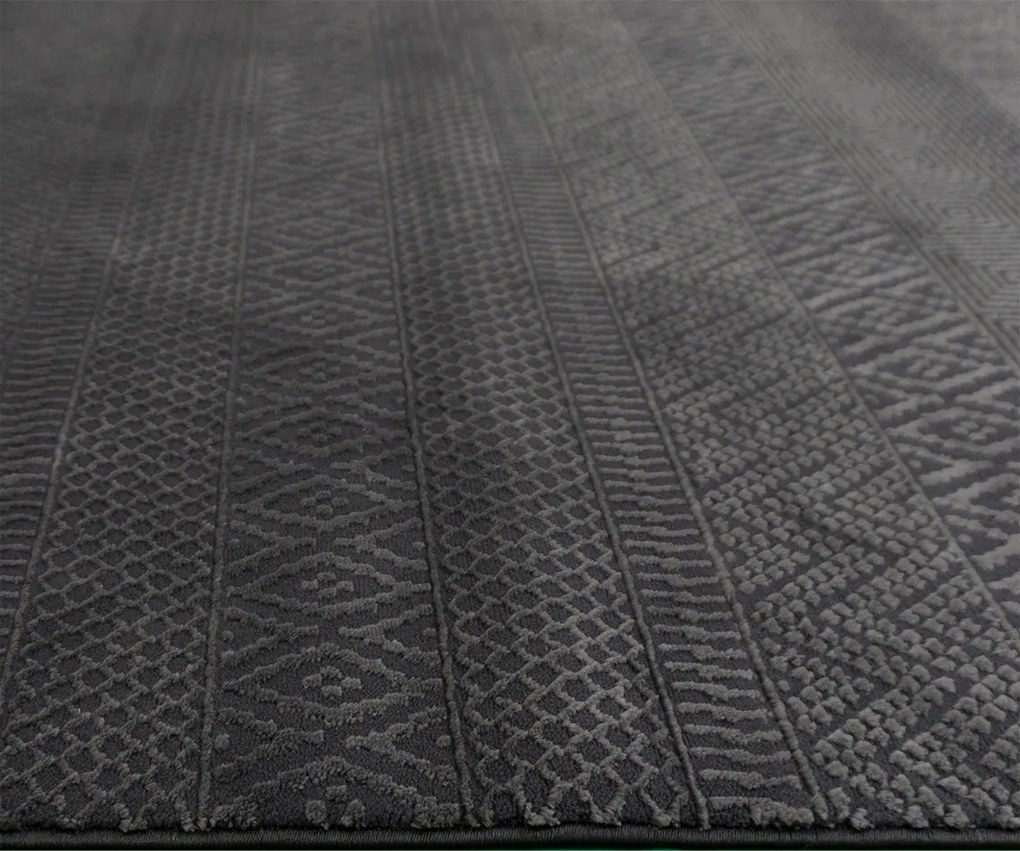Koberec Zurich 1901 Dark Grey – sivý obdĺžnikový so vzorom Rozmer: 60x100 cm