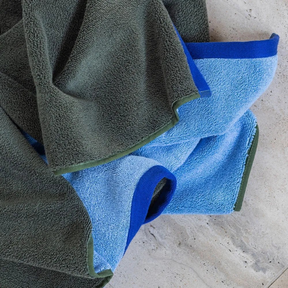 Tmavozelená/modrá froté osuška z Bio bavlny 70x133 cm Soft – Mette Ditmer Denmark