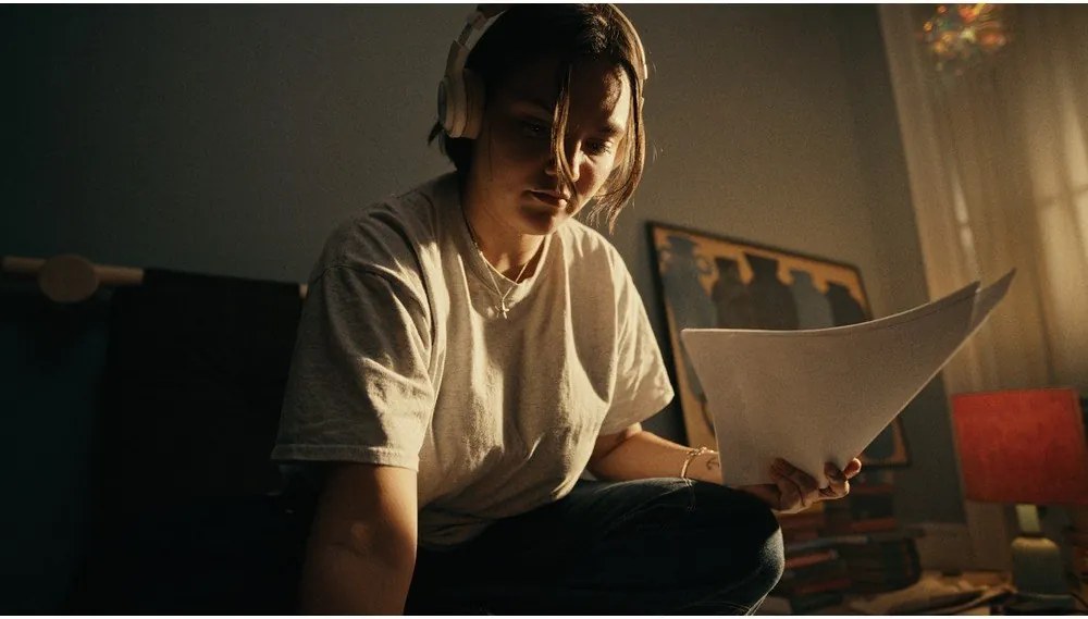 Ľanové kreslo v prírodnej farbe Hooked – Karup Design