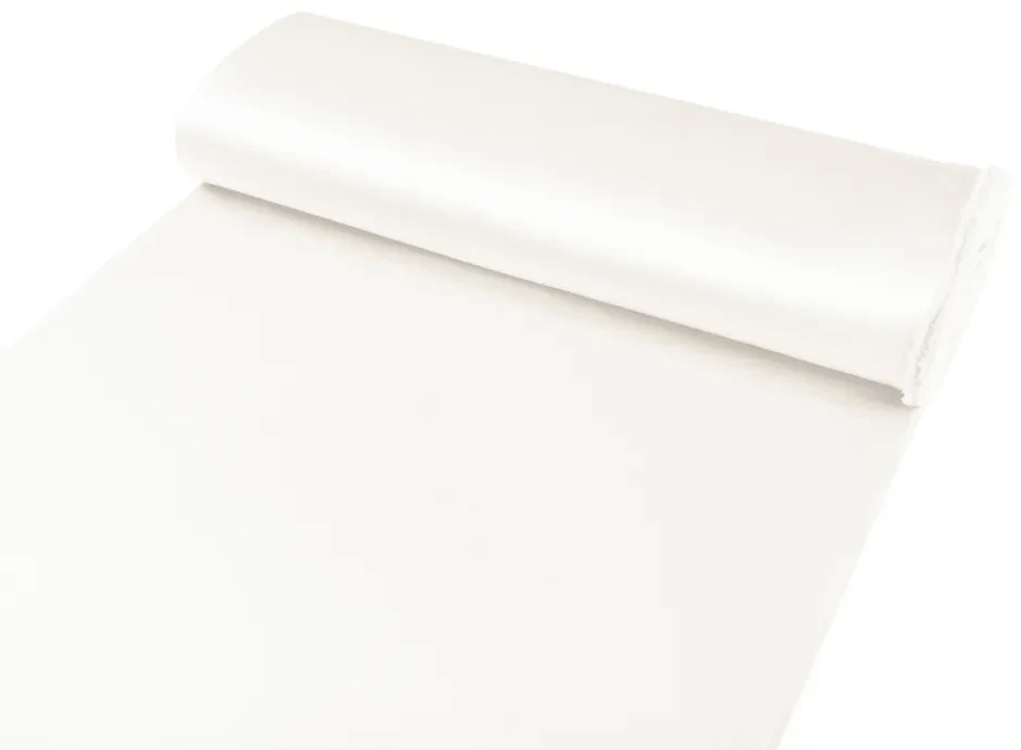 Biante Saténový záves LUX-L052 Smotanovo biely 140x230 cm
