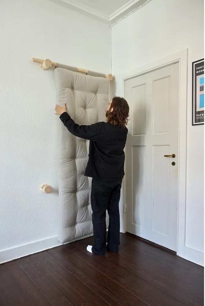 Zelené kreslo Hooked – Karup Design