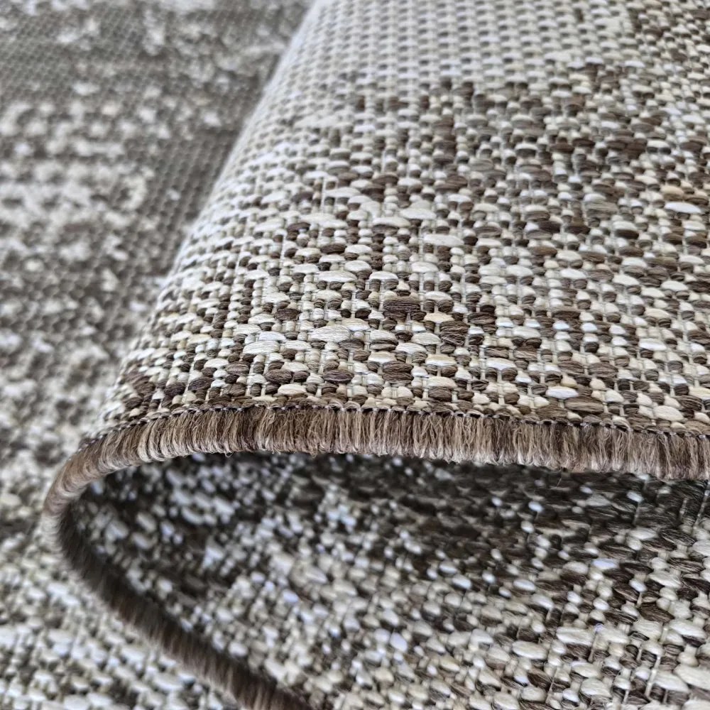 Štýlový koberec s abstraktným vzorom v hnedej farbe Šírka: 120 cm | Dĺžka: 170 cm
