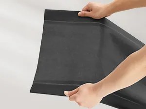 Otvorená šatníková skriňa PLUMB 112 cm čierna