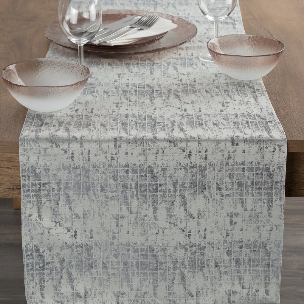 BEHÚŇ NA STÔL ALINA 40X140 CM STRIEBORNÝ