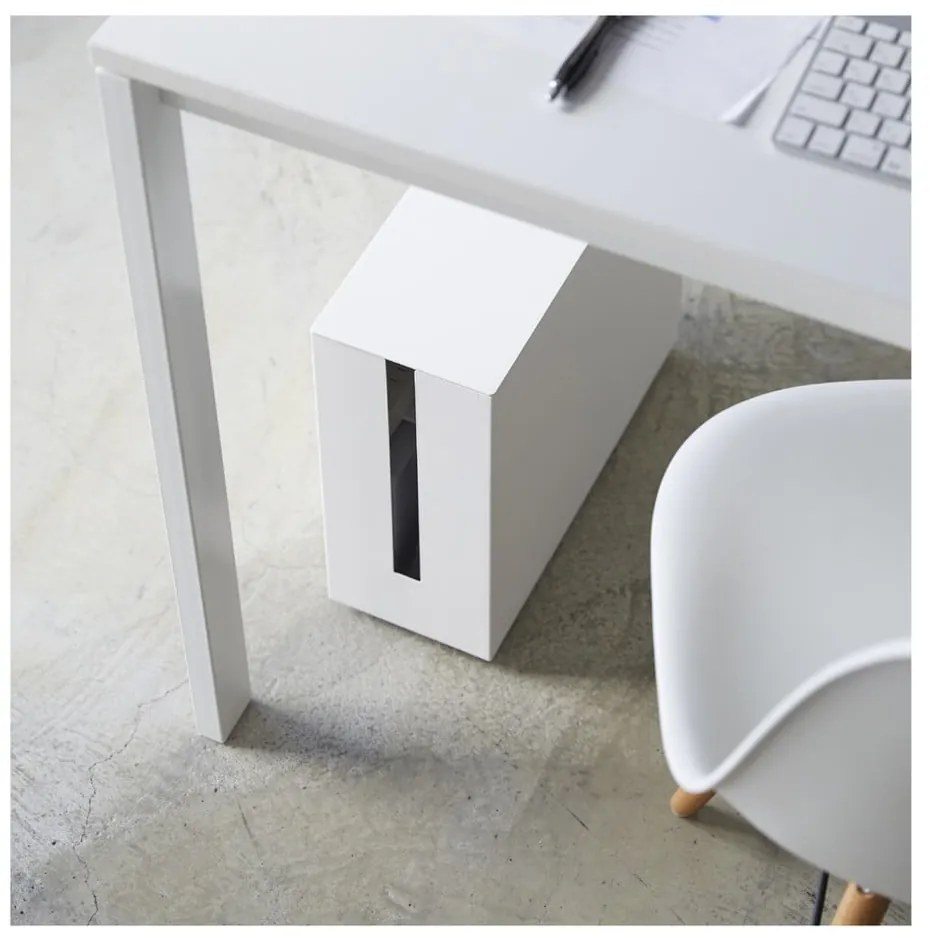 Kovový organizér na káble Tower – YAMAZAKI