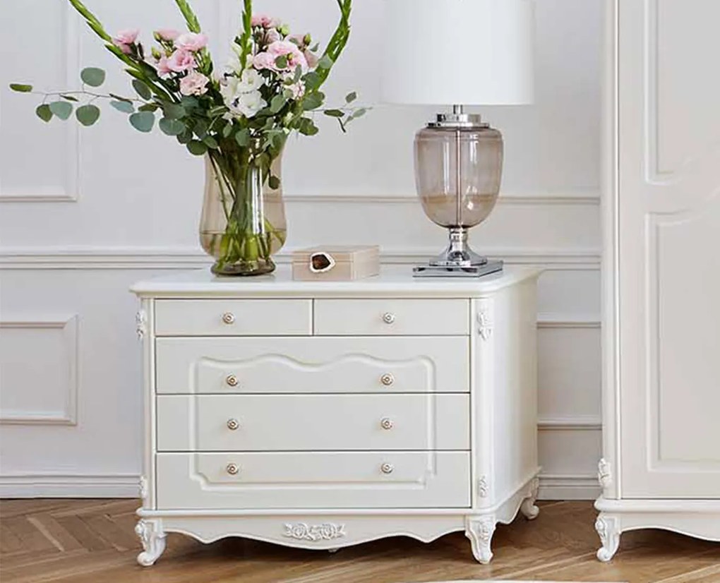 Štýlová komoda Gabrielle, krémová