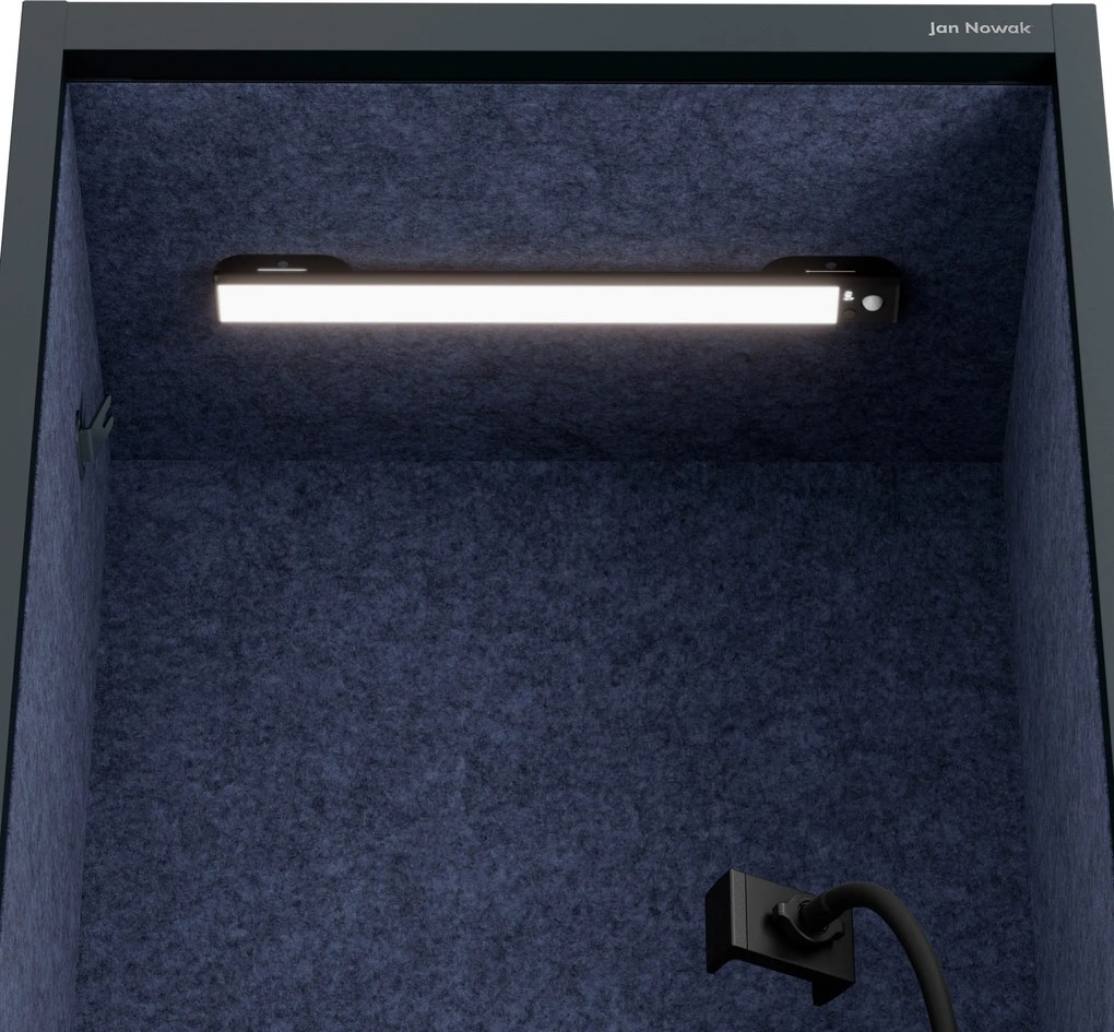 Kancelárska akustická kabína so sedadlom a portom USB-C, telo v antracitovej farbe / sedadlo v tmavomodrá farbe, 600 mm: SALLY MentalBox