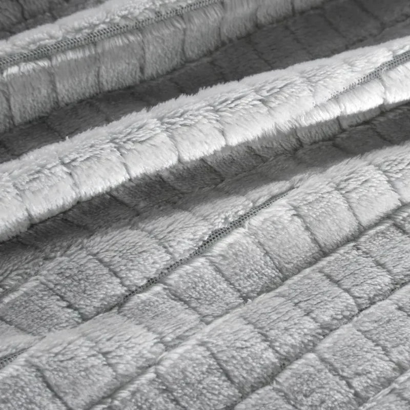 Dekorstudio Deka CINDY2 v svetlosivej farbe Rozmer deky: 200x220cm