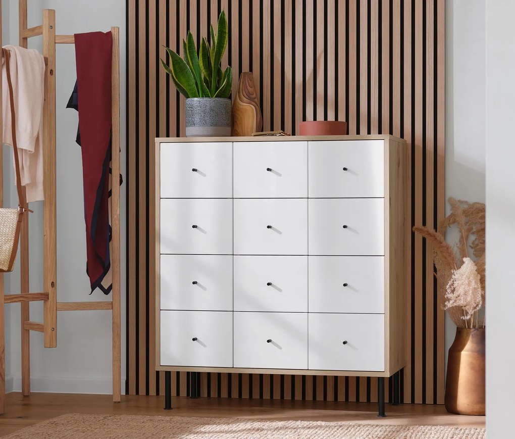 Stojan na oblečenie