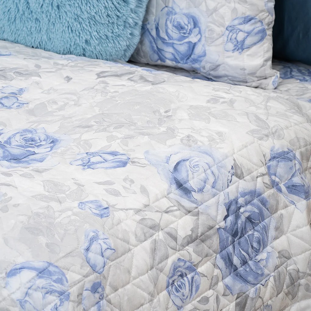 4Home Prehoz na posteľ Roses in blue, 220 x 240 cm + 2x 40 x 40 cm