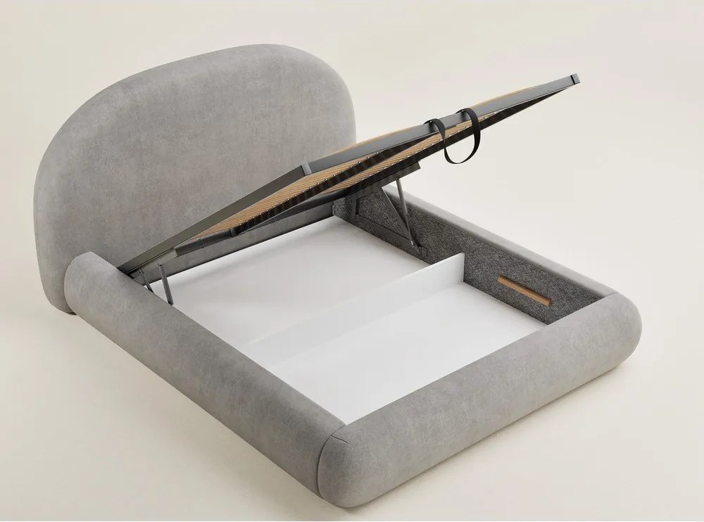 Sivobéžová čalúnená dvojlôžková posteľ s úložným priestorom s roštom 140x200 cm Maumere – Maison de Rêve