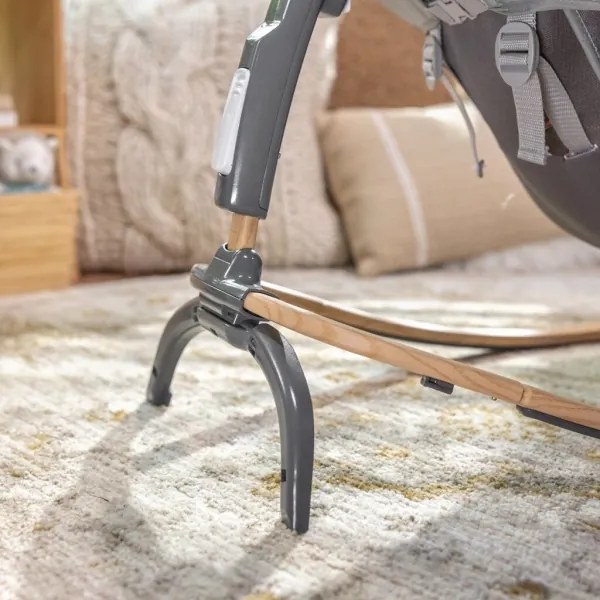 Ingenuity - Detské vibrujúce lehátko EVERY SEASON WESLEY 3xC sivé