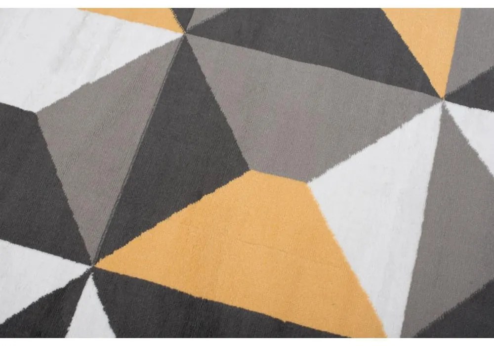 Kusový koberec PP Fino žltý 140x200cm