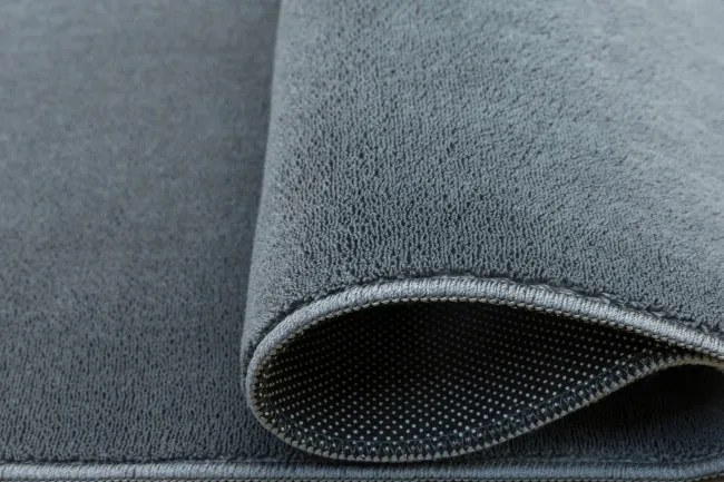 Protišmykový koberec PLUSH sivý