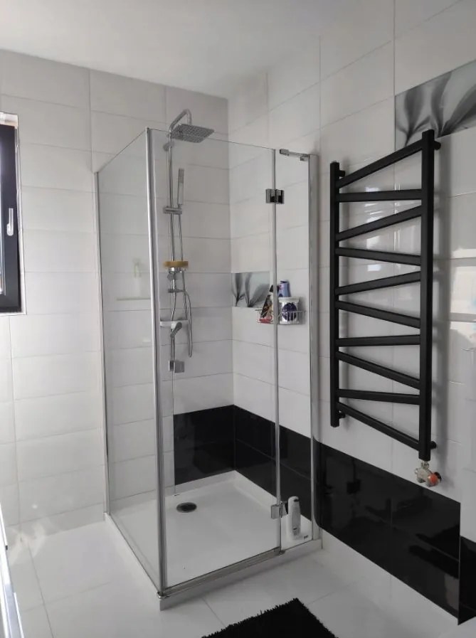 Regnis Kalipso MIX, Vykurovacie teleso 540x1800mm, 704W, čierna matná, MK180/50/D5/BLACK