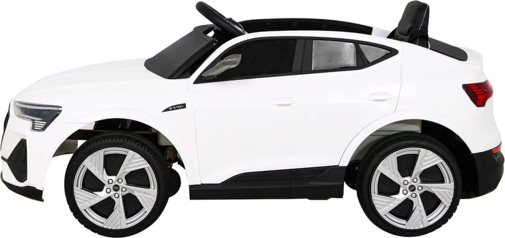 Ramiz Audi E-Tron Sportback pre deti Biela + Pilot + pohon 4x4 + pomalý štart + rádio MP3 + LED