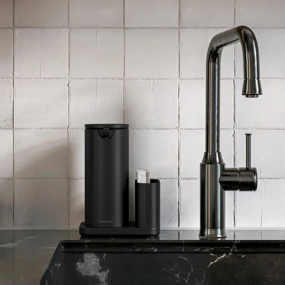Kovový stojan na umývacie prostriedky – simplehuman