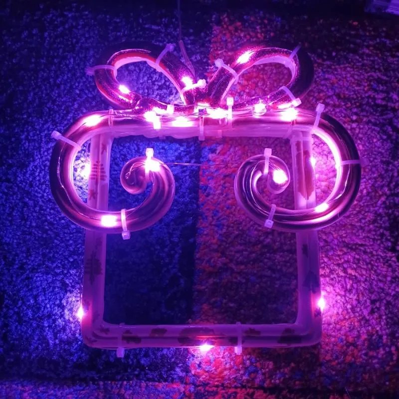 DECOLED Vánoční dárek, 30 cm, bílá