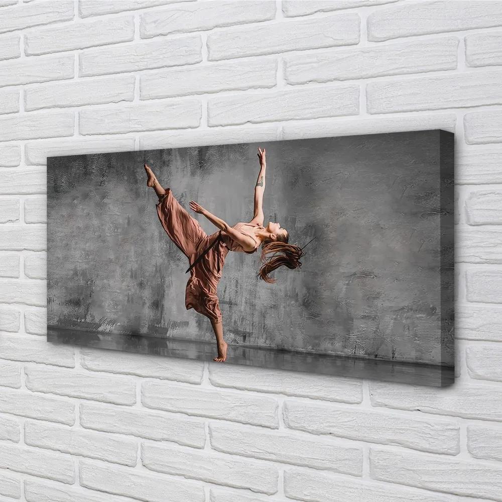 Obraz canvas Žena dlhé vlasy tanec 100x50 cm